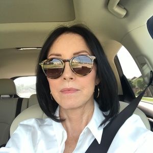 Meet your Posher, Posh